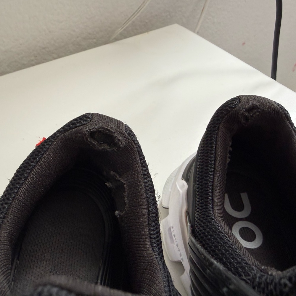 On Running Black and White Athletic Shoes - Picture 4 of 10